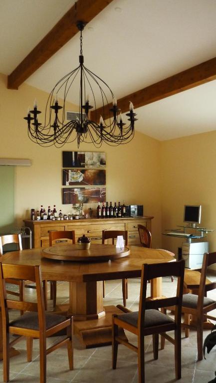 Bed and Breakfast Relais De L'Alsou- Piscine Labastide-en-Val Zewnętrze zdjęcie